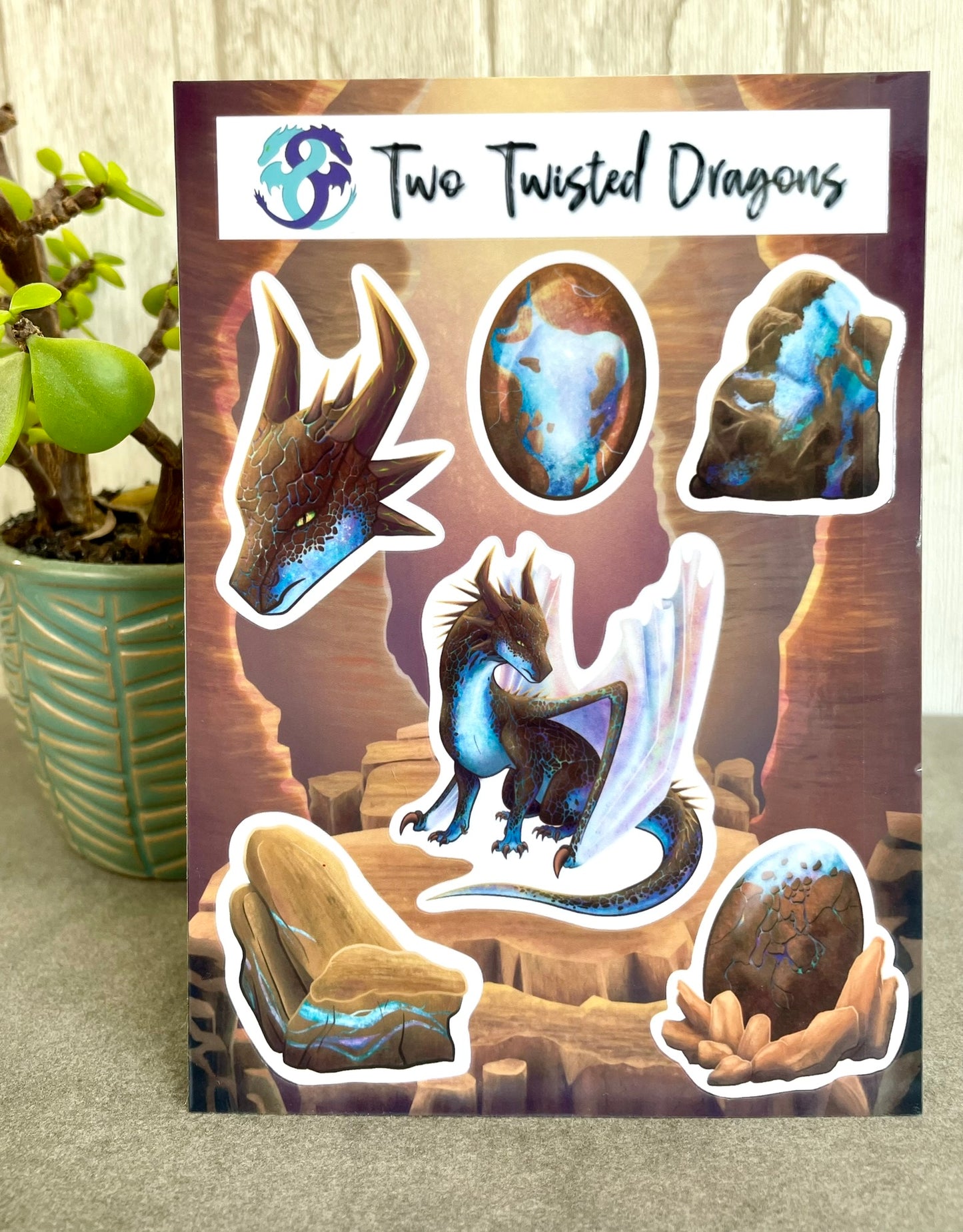 Dragon's Lair Subscription - Opal Mineral Dragon - Tier 2 - Stationary Chest